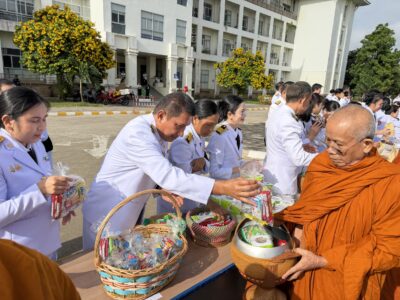 สตภ.๕ เข้าร่วมพิธีทำบุญตักบาตรถวายเป็นพระราชกุศลเนื่องในวันนวมินทรมหาราช